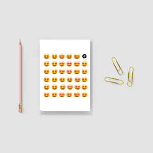 Gözlerinden Kalp Çıkan Emoji Tasarımlı A4 Kağıt 35'li Sticker Seti