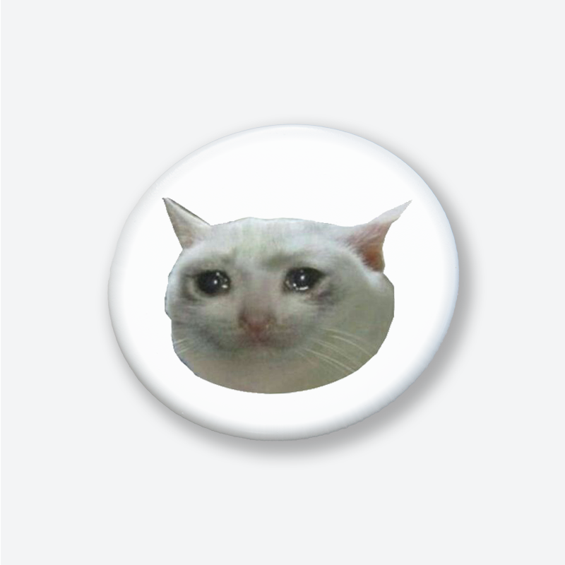 Ağlayan Kedi Caps Tasarımlı 44MM İğneli Rozet