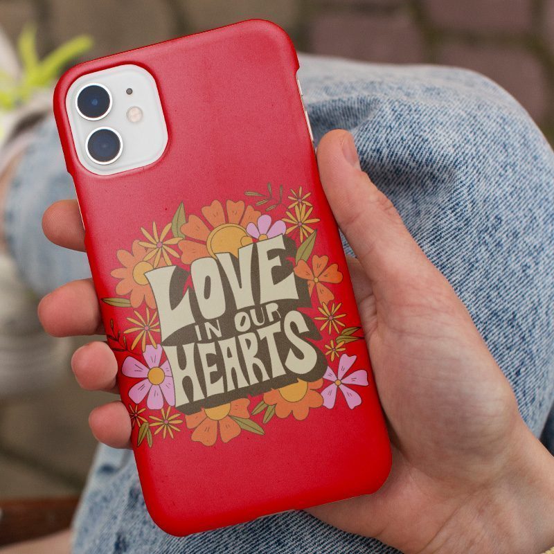 Love in Our Hearts Yazılı iPhone 11 Pro Telefon Kılıfı