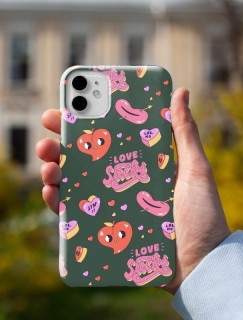 Love Sucks Yazılı Emoji Tasarımlı iPhone 13 Telefon Kılıfı