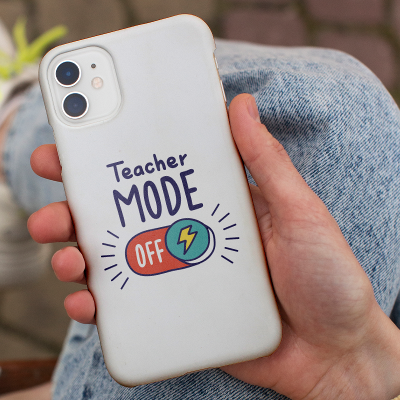Teacher Mode Off Yazılı iPhone 12 Pro Telefon Kılıfı
