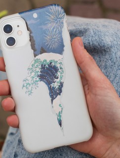 Hokusai Büyük Dalga Kolaj Tasarımlı Beyaz iPhone 12 Telefon Kılıfı