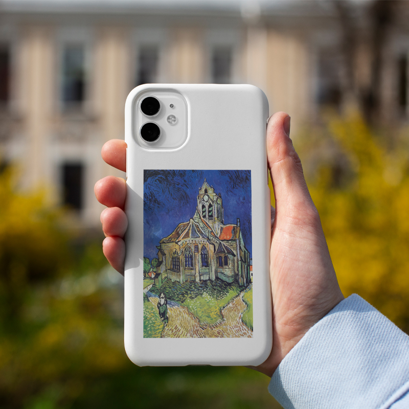 Vincent van Gogh'un Auvers'deki Kilise (1890) Tablosu Tasarımlı iPhone 14 Telefon Kılıfı