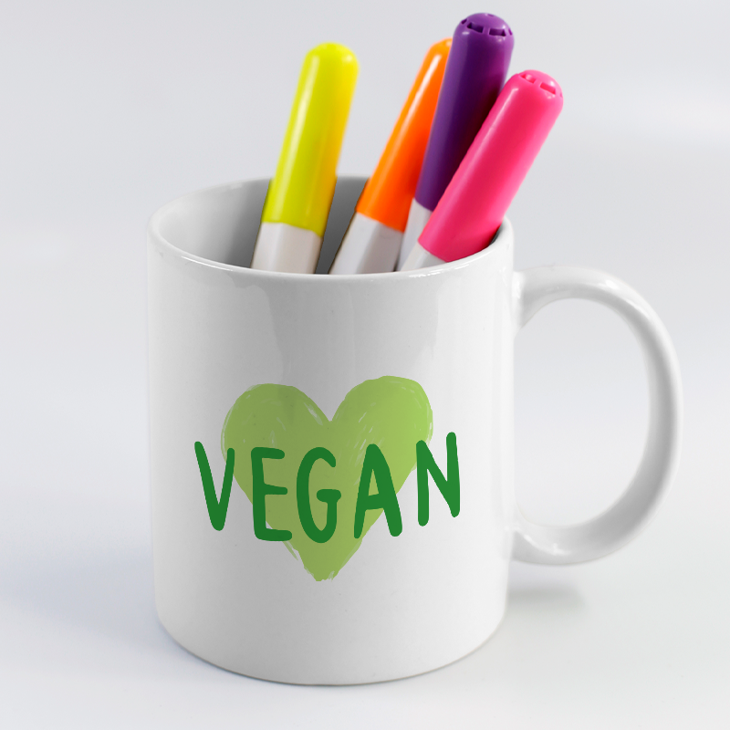 Vegan Yazılı Yeşil Kalp Tasarımlı Beyaz Porselen Kupa Bardak