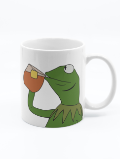 Çay İçen Kermit Tasarımlı Beyaz Porselen Kupa Bardak