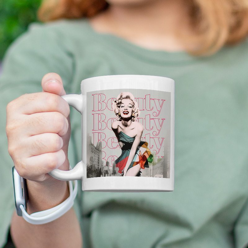 Marilyn Monroe Beauty Tasarımlı Beyaz Porselen Kupa Bardak