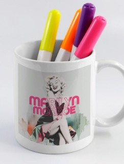 Efsane Sarışın Marilyn Monroe Tasarımlı Beyaz Porselen Kupa Bardak